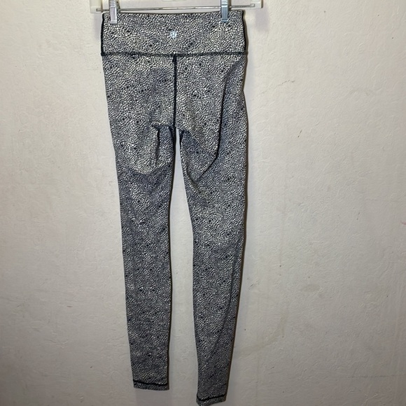 Lululemon Wunder Under Pant Plush Petal Deep Coal Ghost Size 2 - Picture 2 of 9